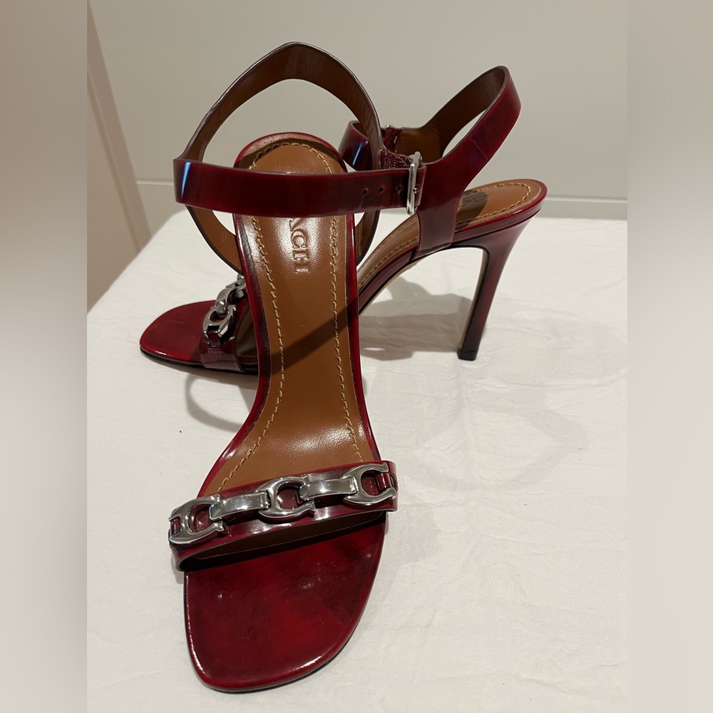 Coach 8.5 heels  burgundy patent leather